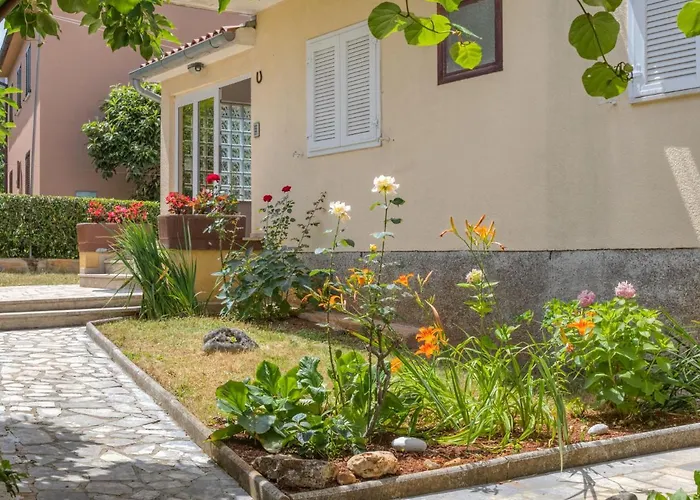 Daria-2 By Interhome