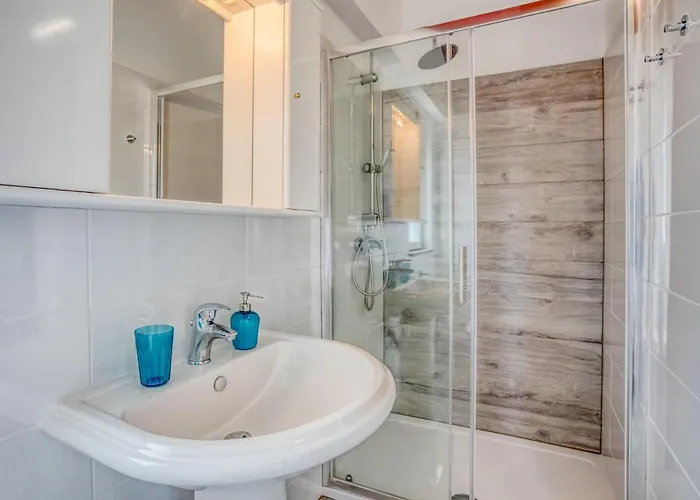 Daria-2 By Interhome